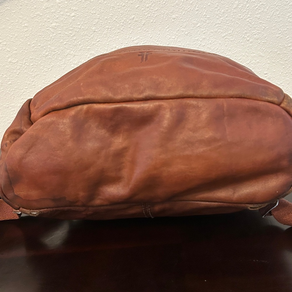 Frye Melissa Cognac Backpack crafted from antiqued pull-up Italian leather - Picture 3 of 13